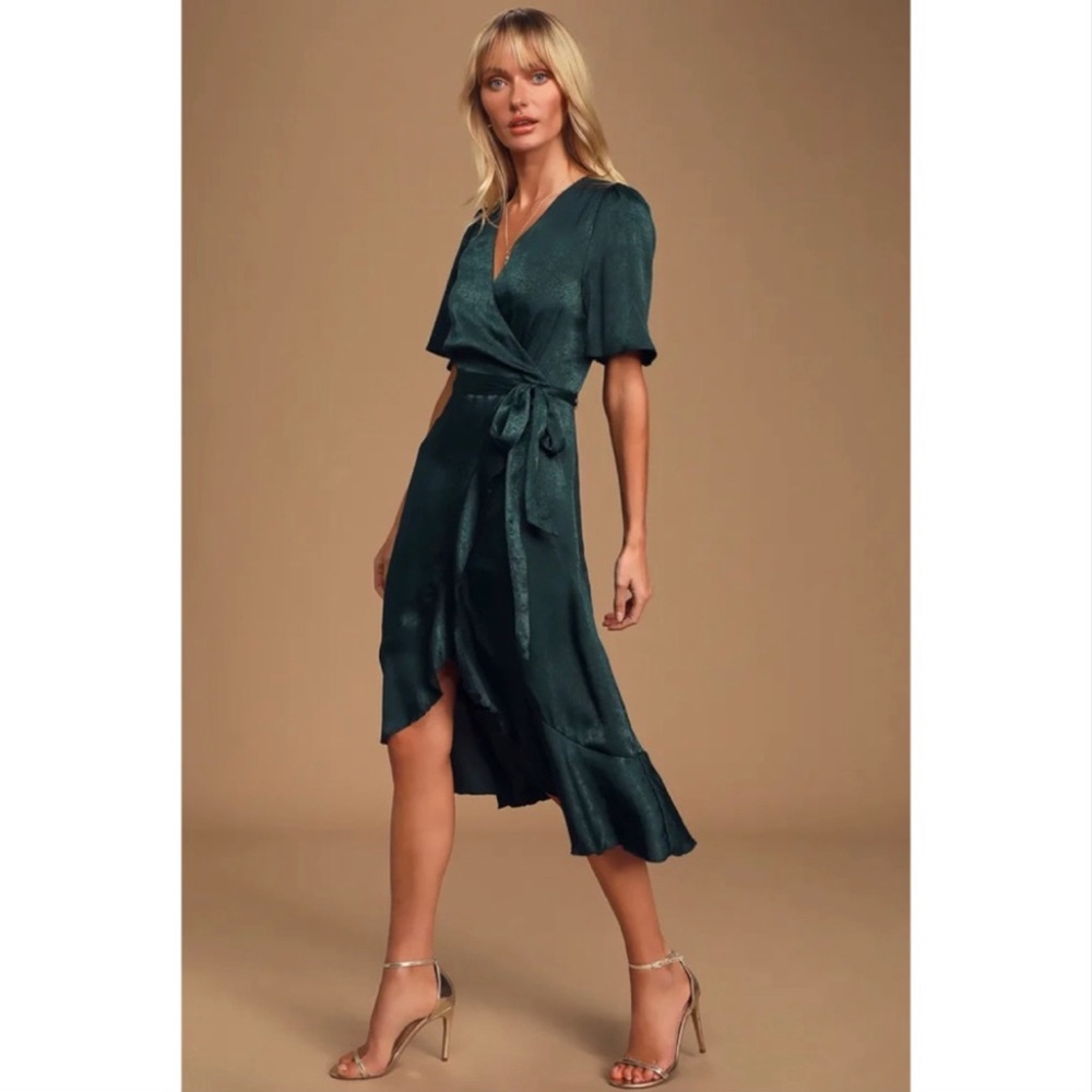 NWT Lulu's Wrapped Up In Love Satin Faux-Wrap Midi Dress Large Green Party Event